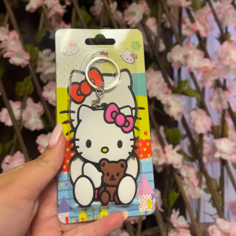 Hello kitty bear keychain